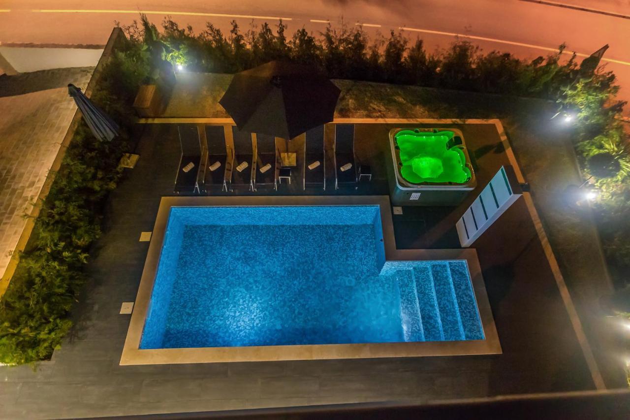 Luxury Apartment Noa Njivice Luaran gambar