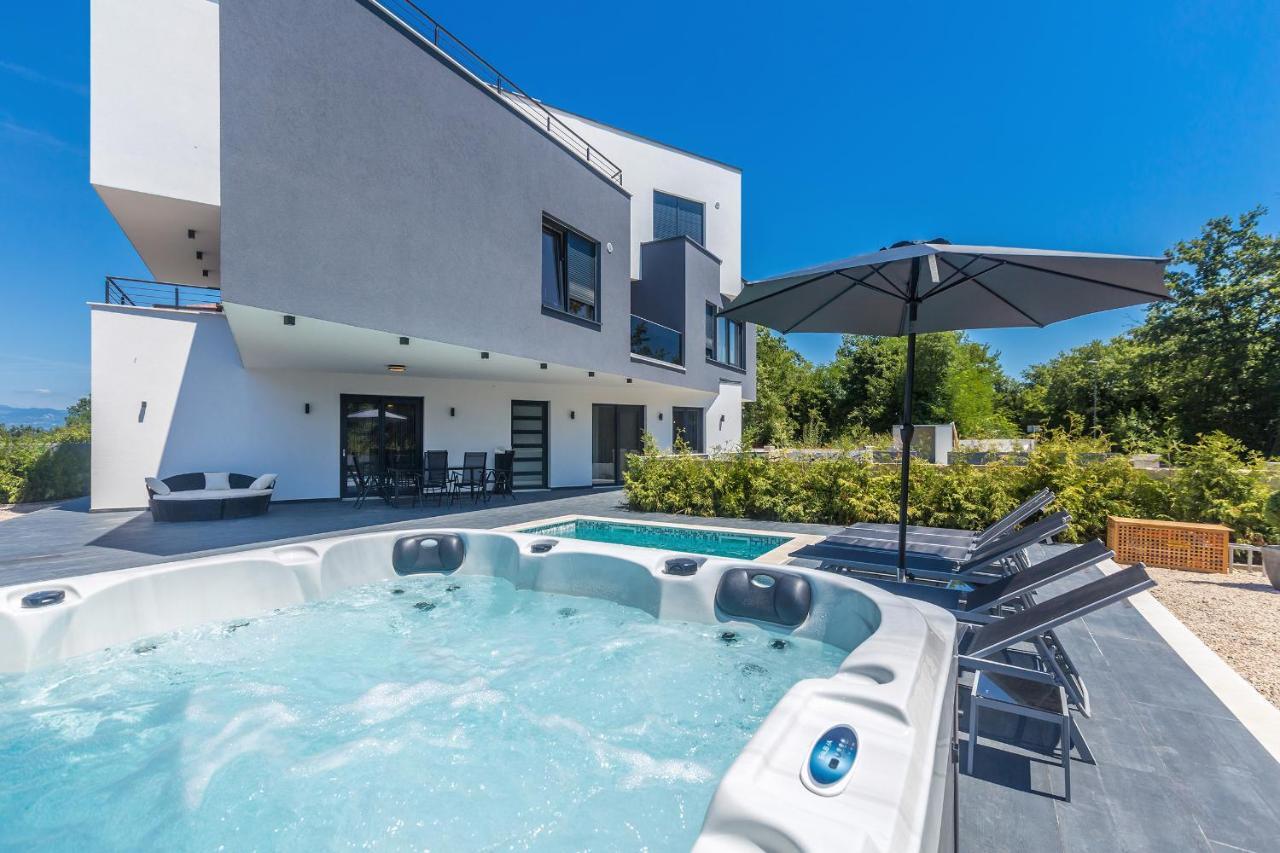 Luxury Apartment Noa Njivice Luaran gambar