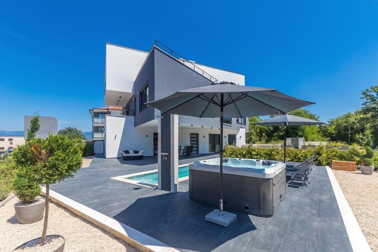 Luxury Apartment Noa Njivice Luaran gambar