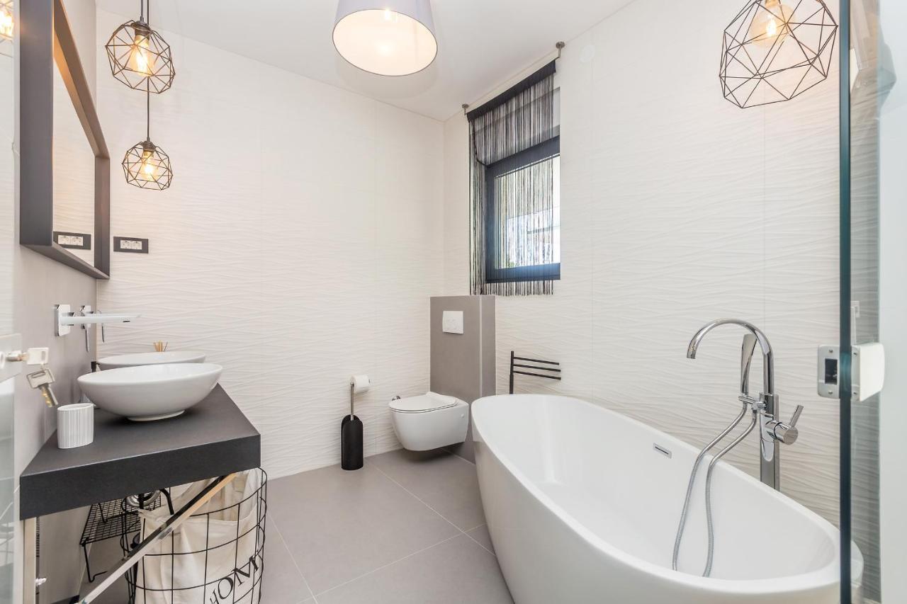 Luxury Apartment Noa Njivice Luaran gambar