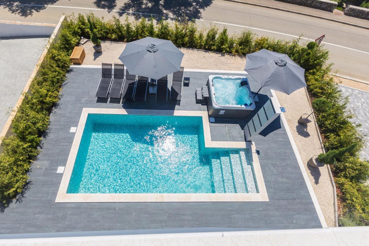 Luxury Apartment Noa Njivice Luaran gambar