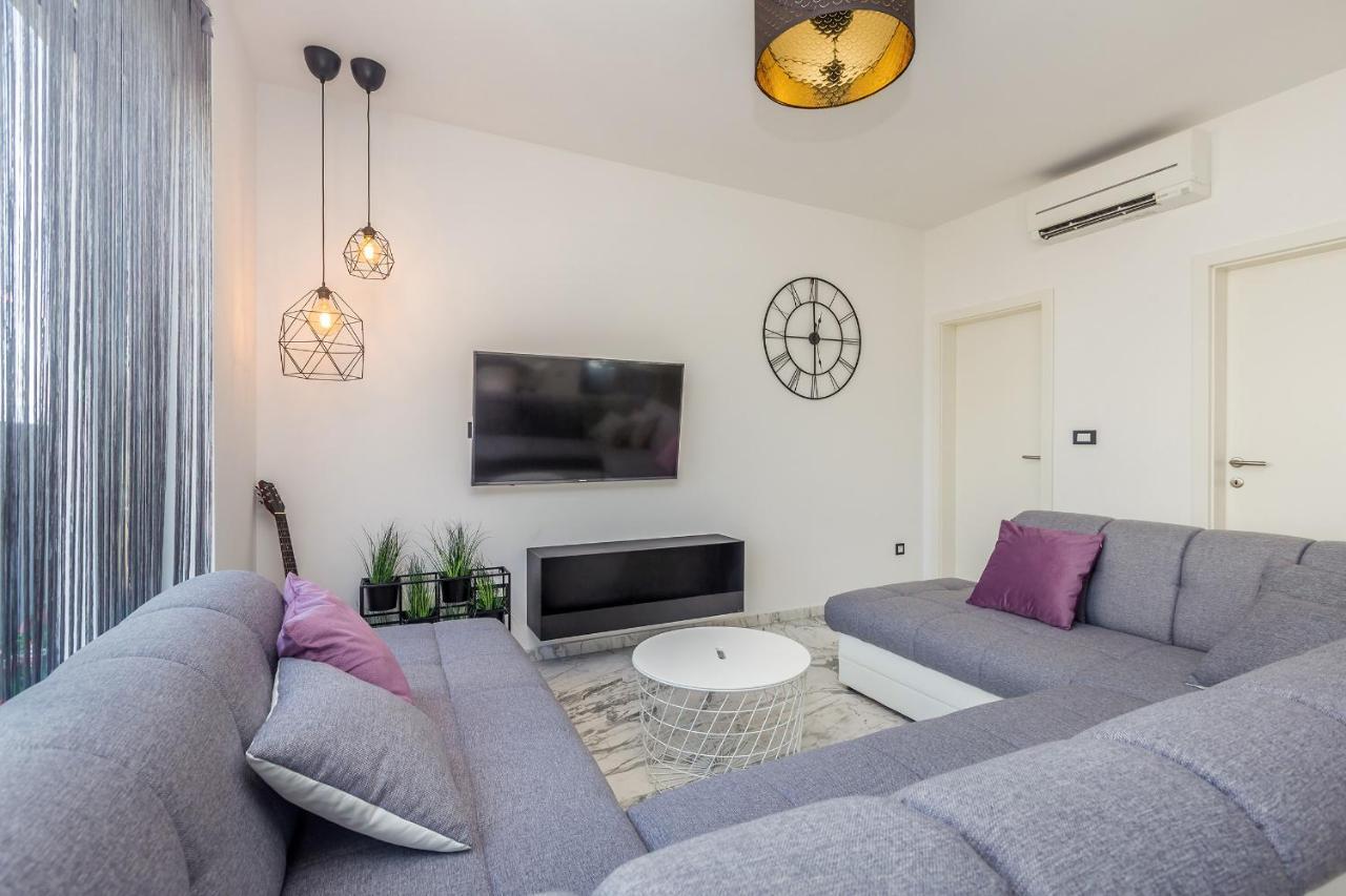 Luxury Apartment Noa Njivice Luaran gambar